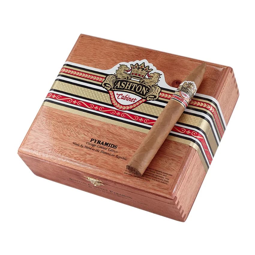 Ashton Cabinet Selection Pyramid Natural cigar listing