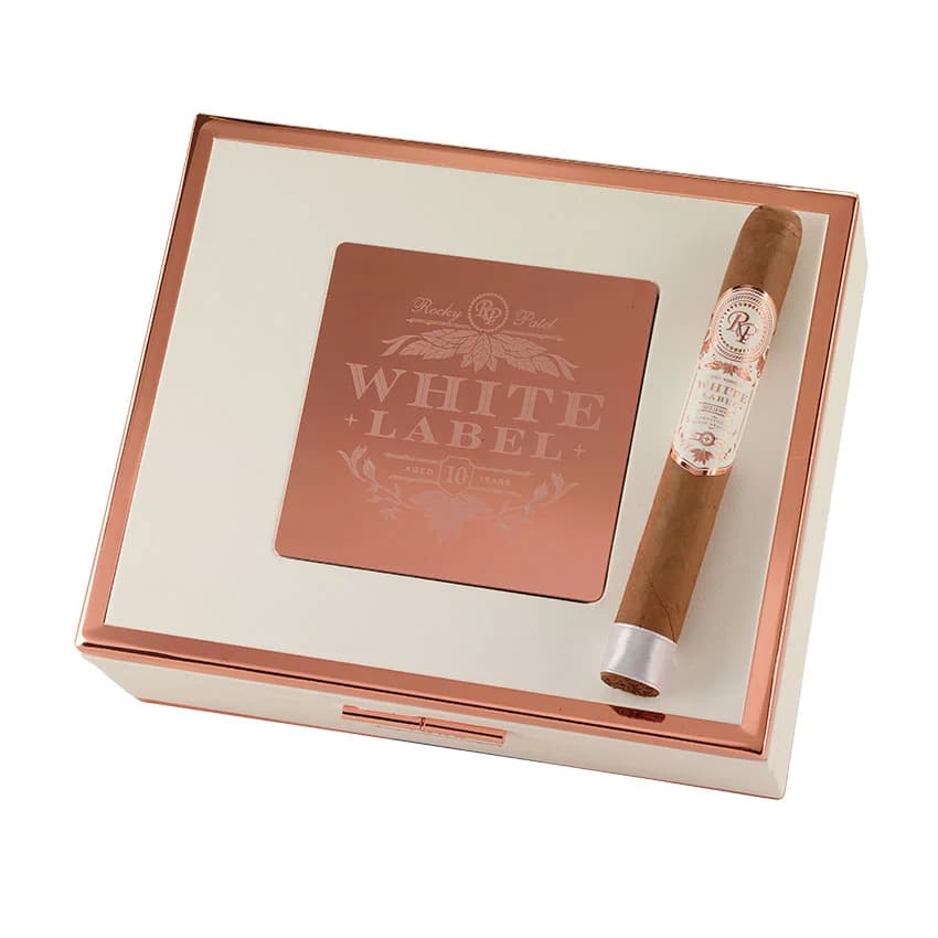Rocky Patel White Label Toro Natural cigar listing